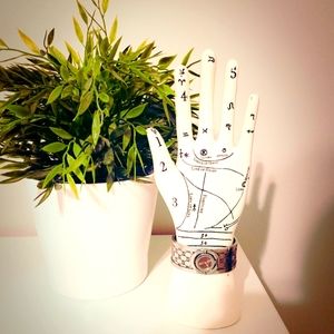 Gucci Silver Twirl Watch